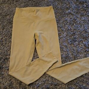 Daily Motion Leggings